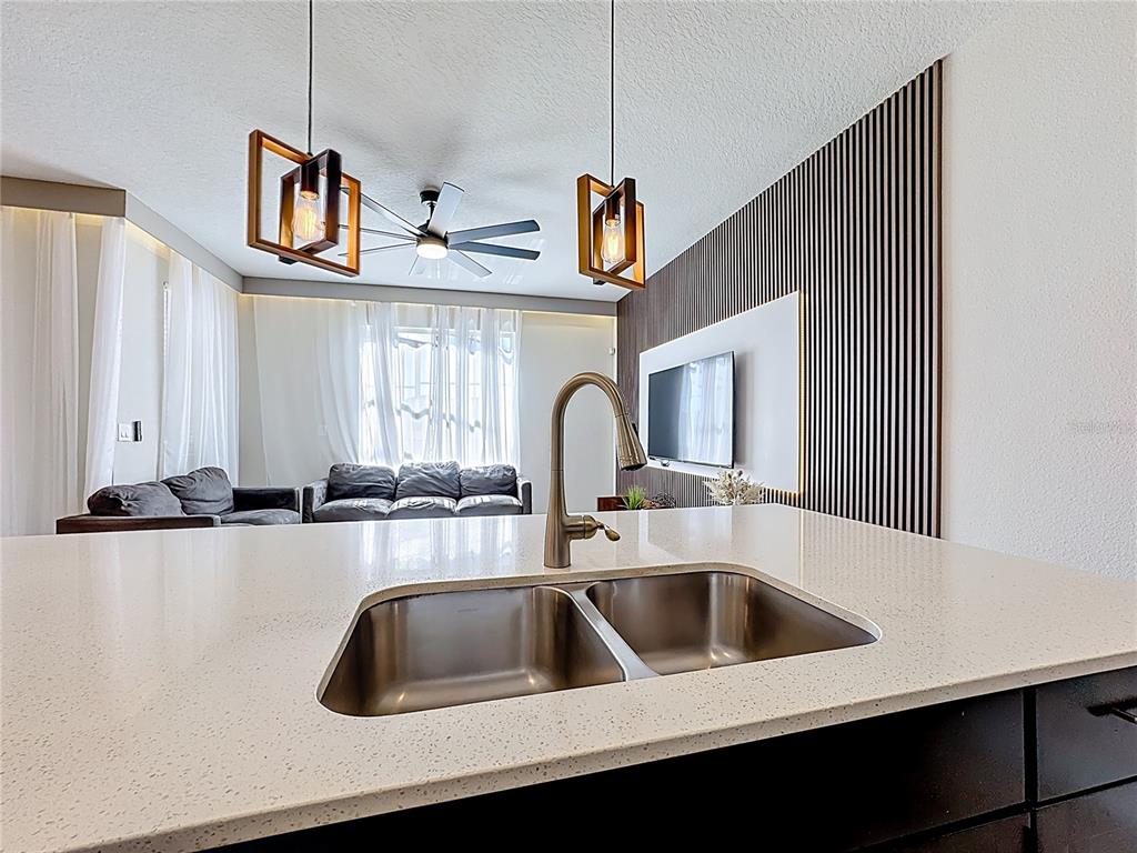 4829 Romeo Circle Kissimmee, FL 34746 - Photo 12 of 59