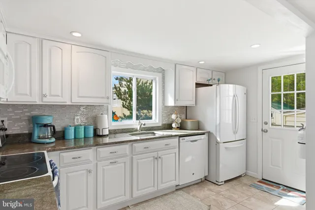 $829,000 | 2 West Janet Road, Unit 1, Long Beach Township, NJ 08008