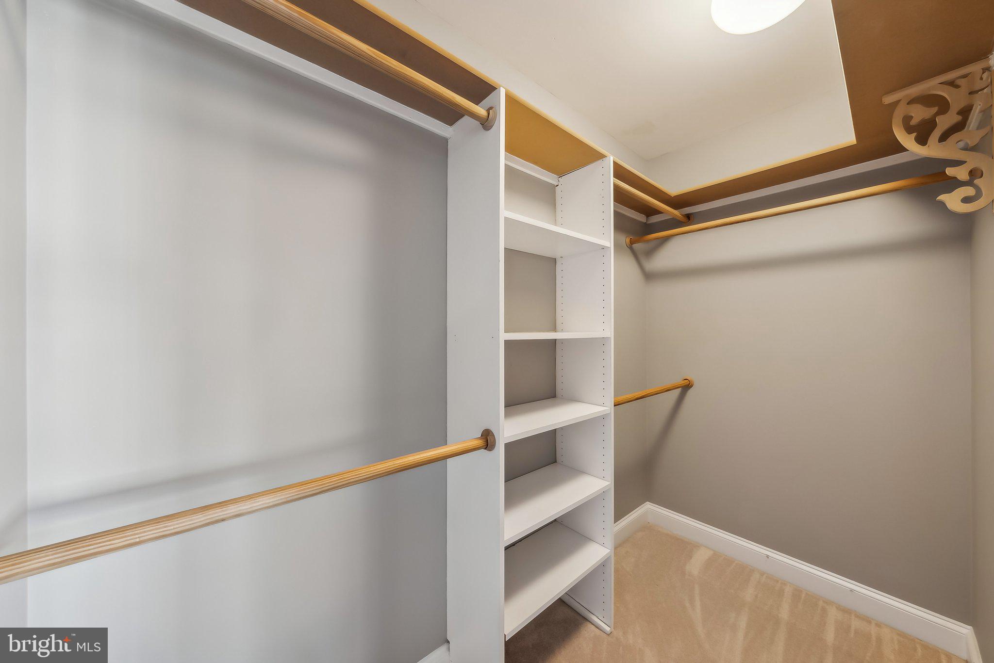 4237 Upper Park Drive Fairfax, VA 22030 - Photo 20 of 28 Walk in closet