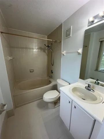 $2,800 | 4331 Southwest 160th Avenue, Unit 200, Miramar, FL 33027