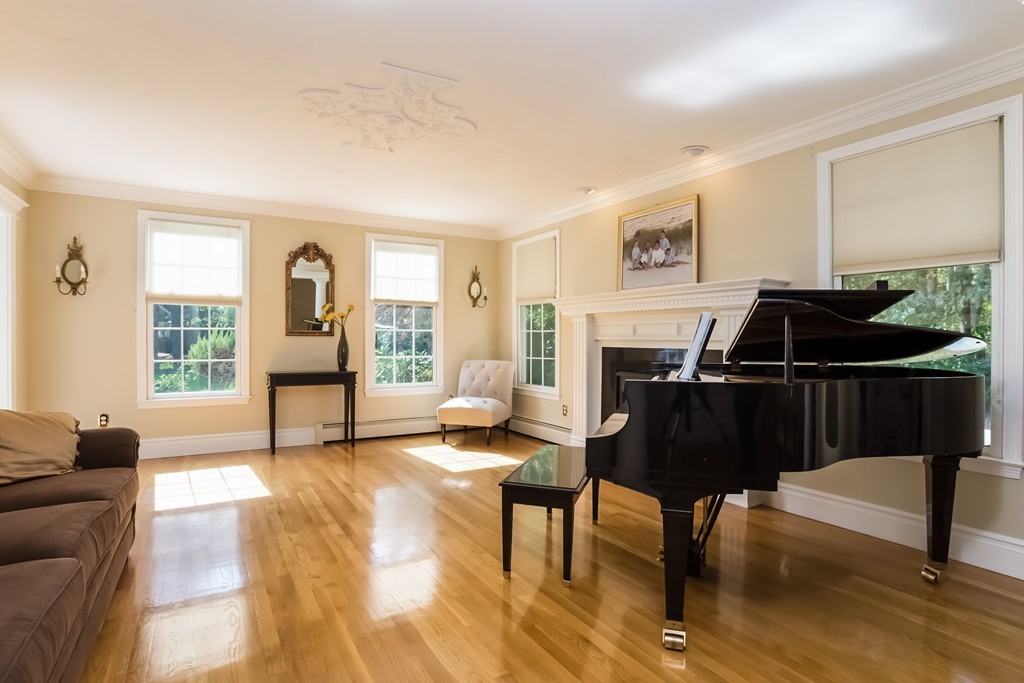 163 York Road Mansfield, MA 02048 - Photo 15 of 30 Gallery Image 15