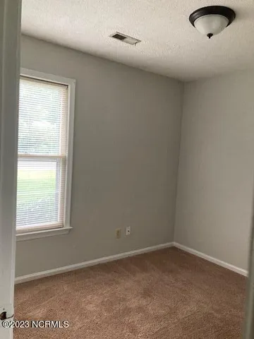 $1,400 | 2957 Birdsong Circle, Grimesland, NC 27837