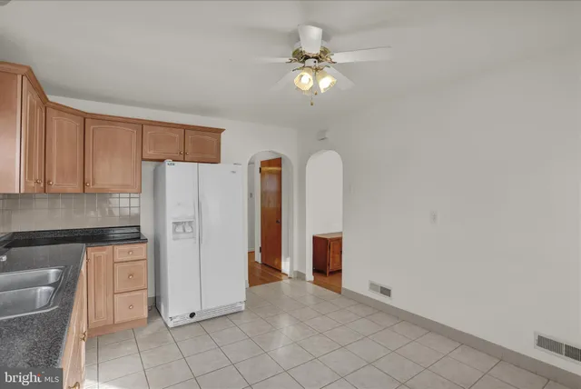 $275,000 | 2413 Reading Boulevard, Reading, PA 19609