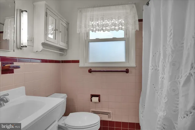 $275,000 | 2413 Reading Boulevard, Reading, PA 19609