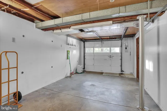 $275,000 | 2413 Reading Boulevard, Reading, PA 19609