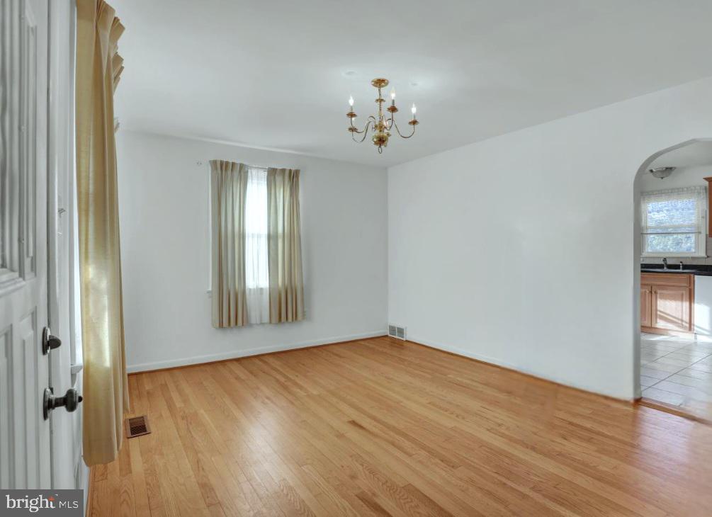 2413 Reading Boulevard Reading, PA 19609 - Photo 9 of 32