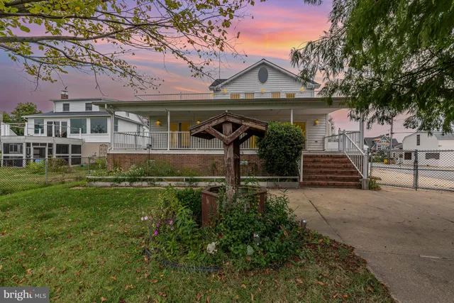 $950,000 | 7862 Bodkin View Drive, Pasadena, MD 21122