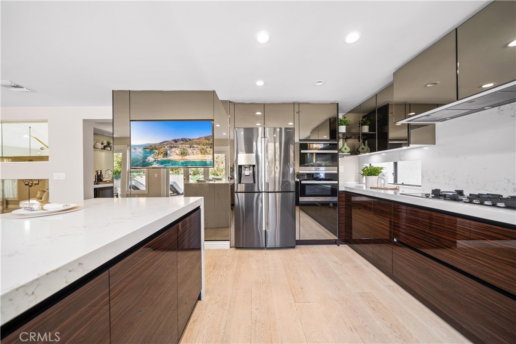 6 Ribera Irvine, CA 92620 - Photo 15 of 56 Gallery Image 15