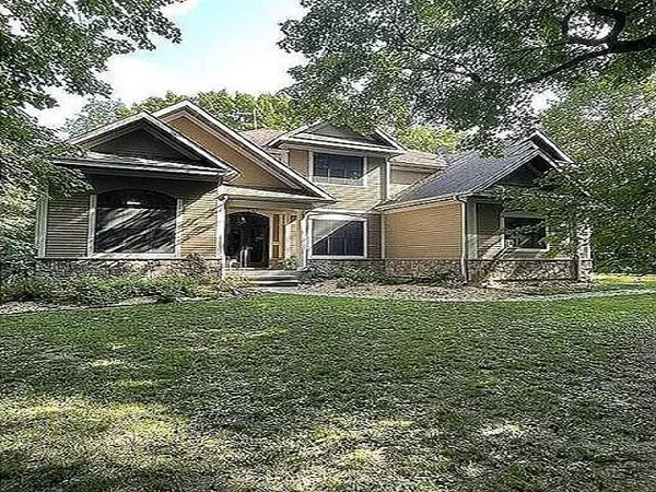 $725,000 | 58754 415th Avenue, Mazeppa, MN 55956