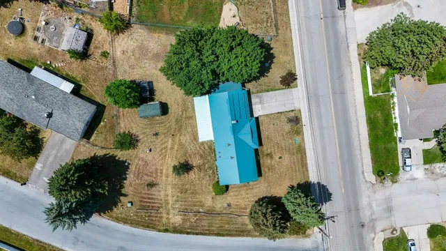 $369,500 | 1401 1st Street, Newport, WA 99156