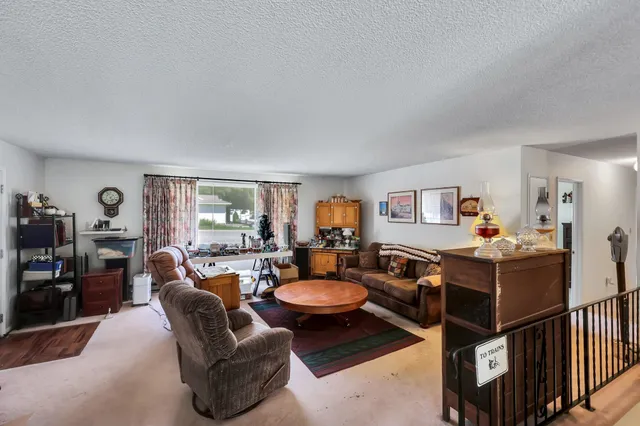 $369,500 | 1401 1st Street, Newport, WA 99156