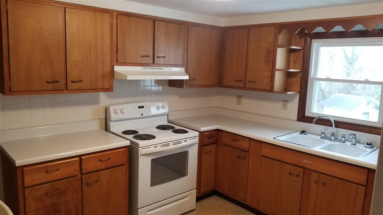 214 German Ridge Road Huntington, WV 25701 - Photo 2 of 12 Gallery Image 2