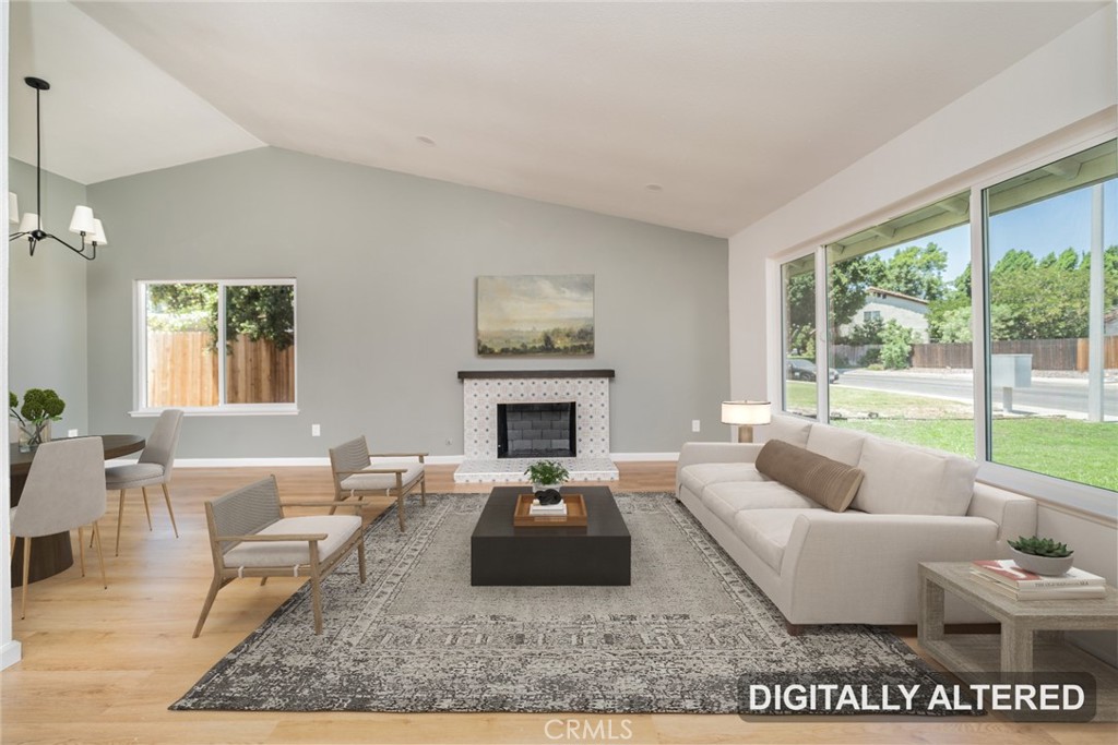 1041 Sunset Circle Rialto, CA 92376 - Photo 2 of 32 Gallery Image 2