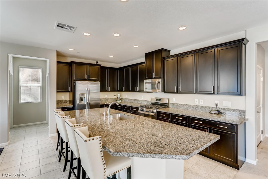 2592 Sable Ridge Street Henderson, NV 89044 - Photo 9 of 28 Gallery Image 9