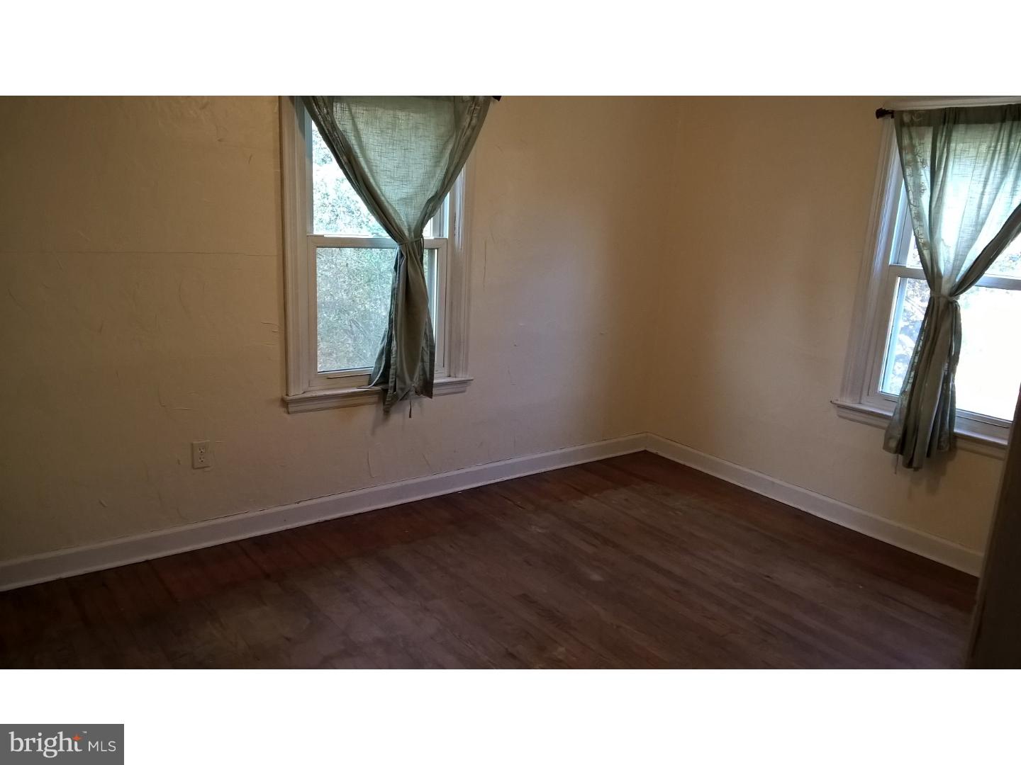 831 Leisczs Bridge Road Reading, PA 19605 - Photo 5 of 10 Bedroom