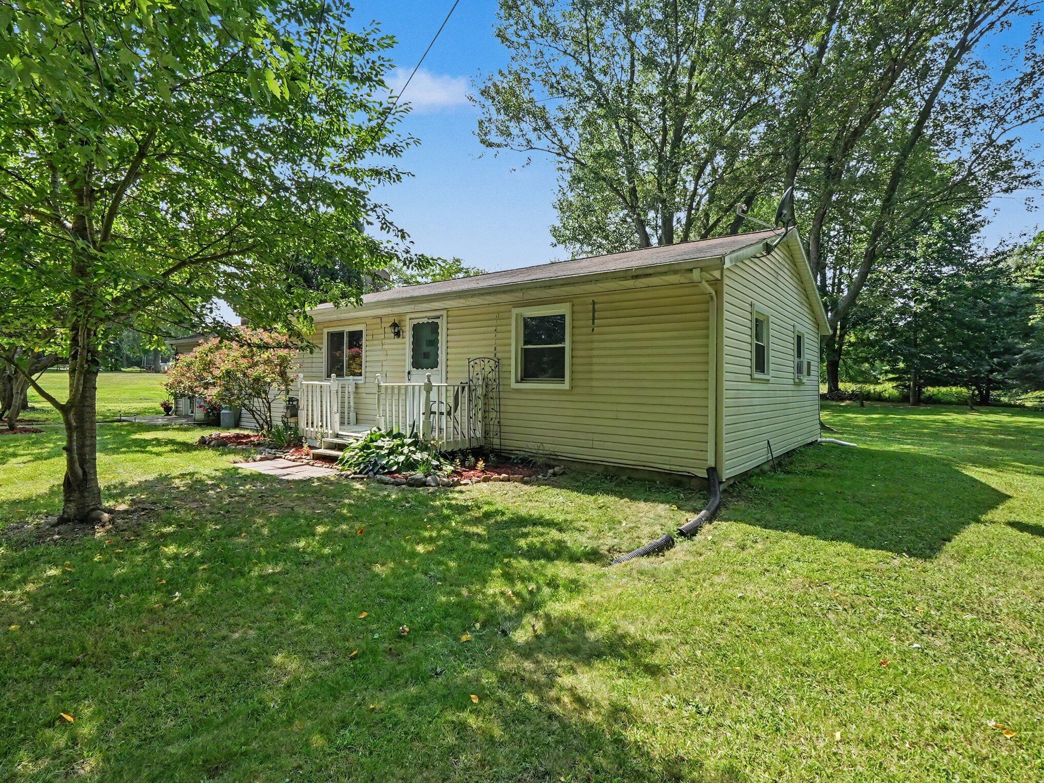 9000 North Meridian Road Pleasant Lake, MI 49272 - Photo 20 of 25 021_file_9281