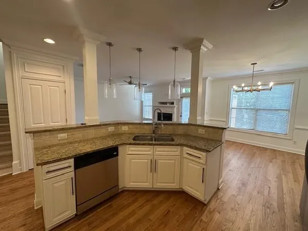 $3,300 | 7540 Jamestown Drive, Alpharetta, GA 30005
