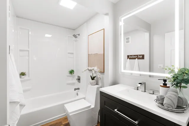 $390,000 | 1305 Webster Street, Unit C102, Alameda, CA 94501