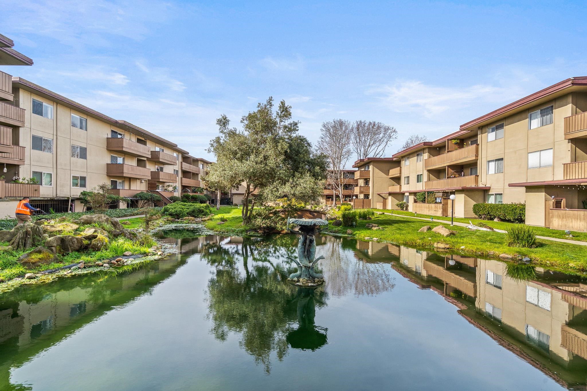 1305 Webster Street, Unit C102 Alameda, CA 94501 - Photo 23 of 37