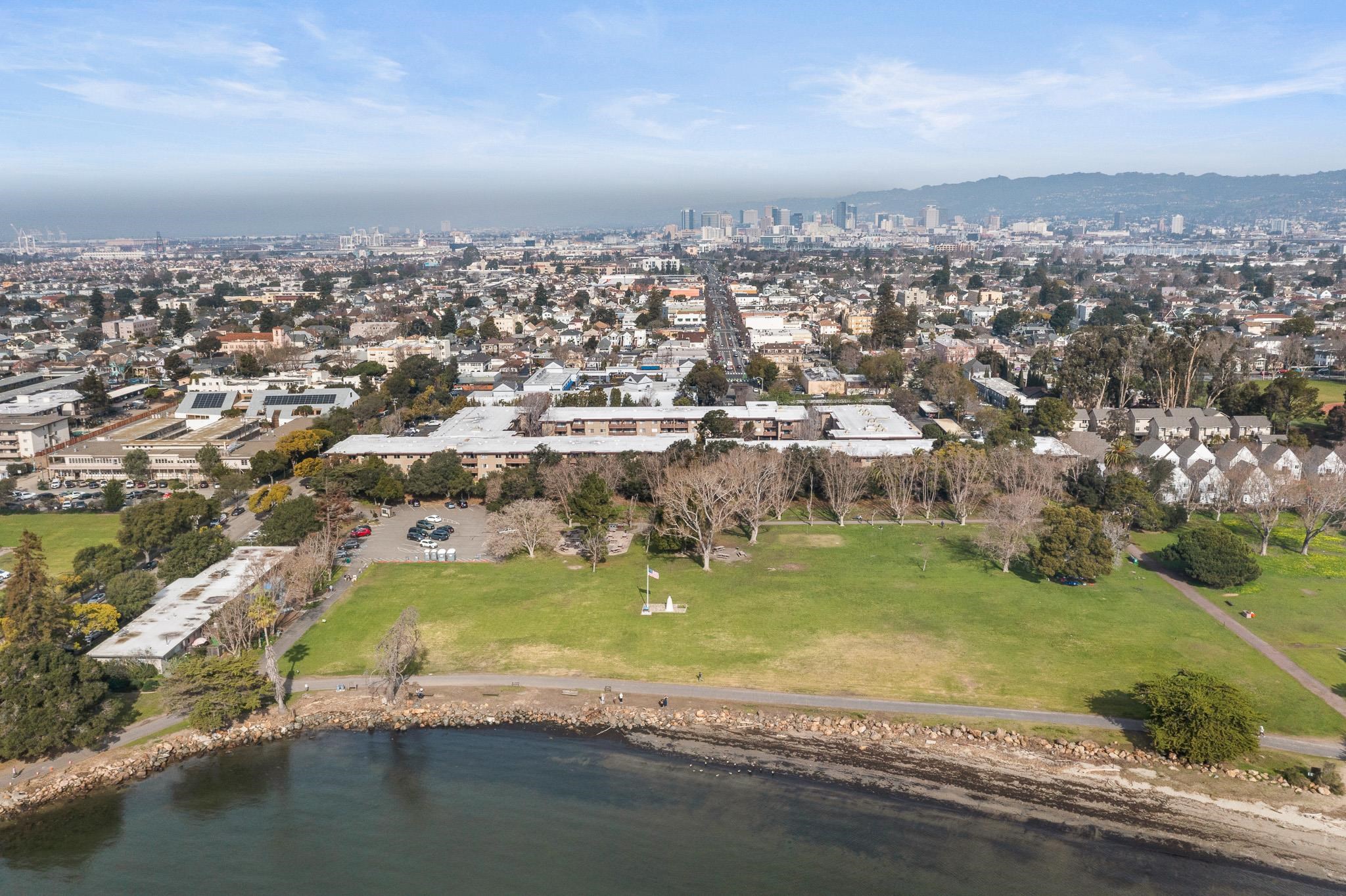 1305 Webster Street, Unit C102 Alameda, CA 94501 - Photo 33 of 37