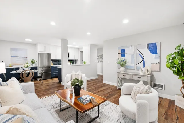 $390,000 | 1305 Webster Street, Unit C102, Alameda, CA 94501