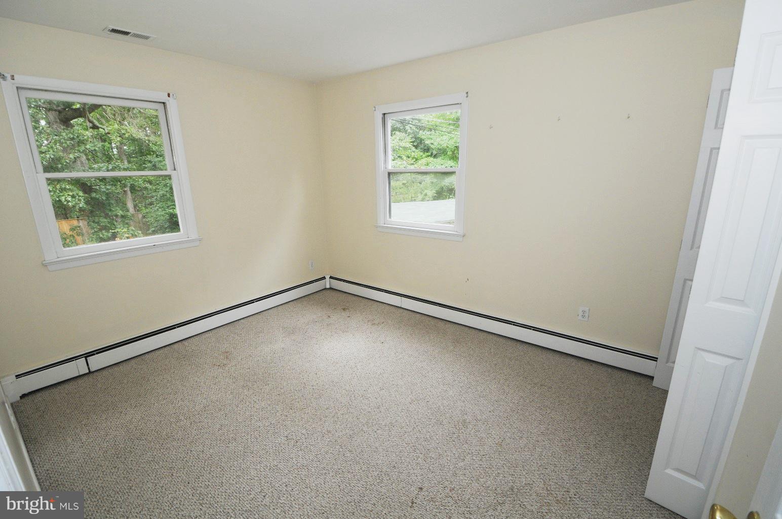 8334 Woodland Road Pasadena, MD 21122 - Photo 16 of 26 Bedroom