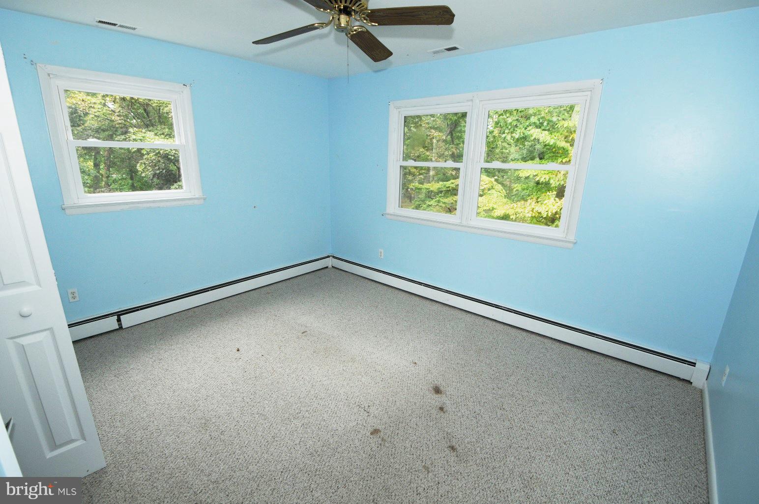 8334 Woodland Road Pasadena, MD 21122 - Photo 17 of 26 Bedroom