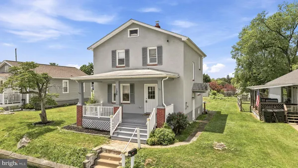 $325,000 | 106 South George Street, Ranson, WV 25438