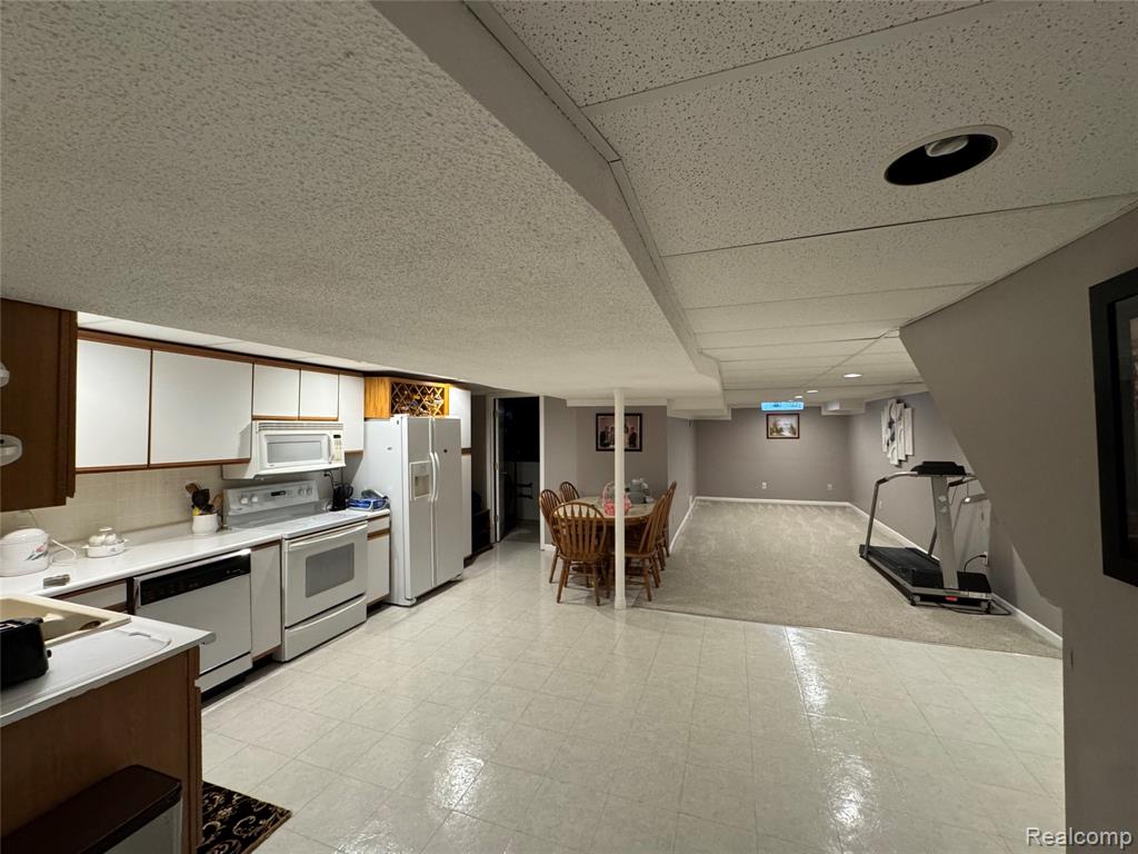 48583 Tilch Road Macomb, MI 48044 - Photo 48 of 53