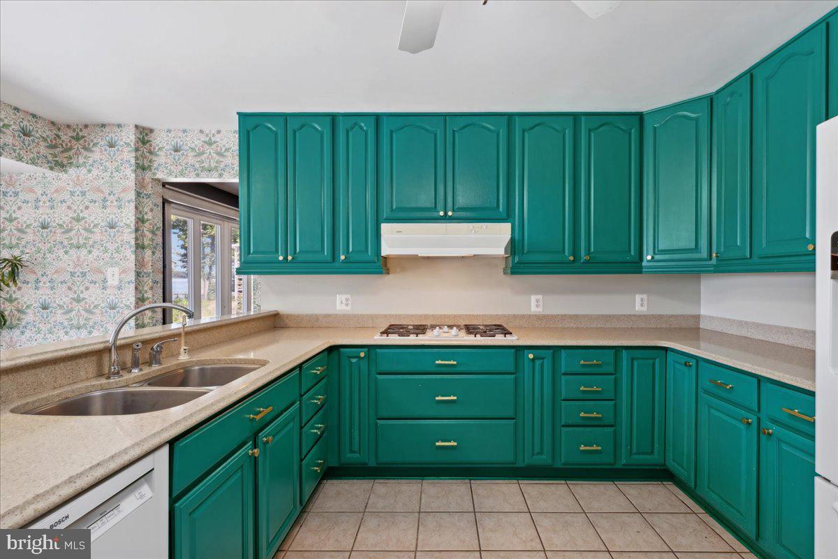 1555 Ben Doane Road Indian Head, MD 20640 - Photo 13 of 62 Kitchen