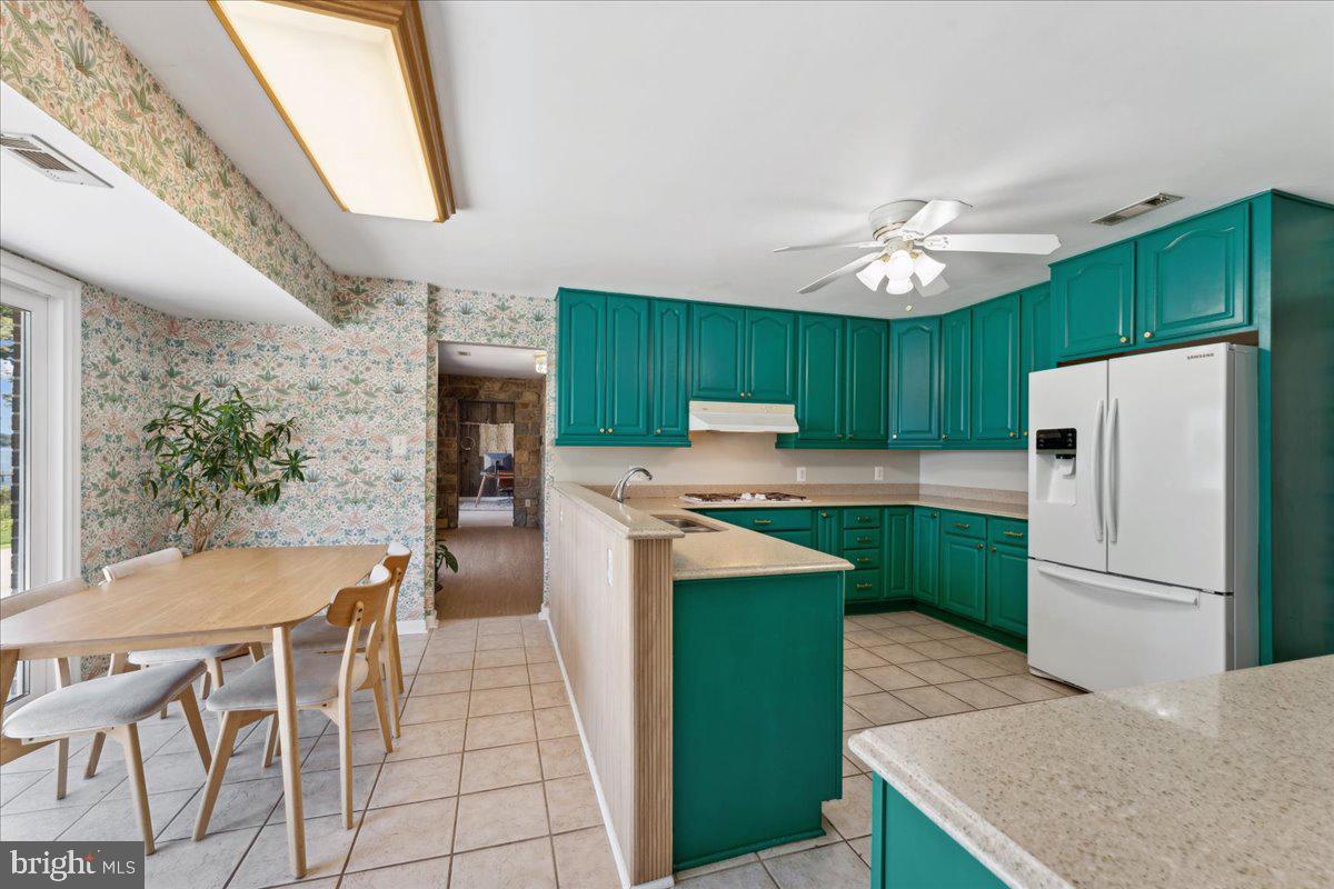 1555 Ben Doane Road Indian Head, MD 20640 - Photo 14 of 62 Kitchen