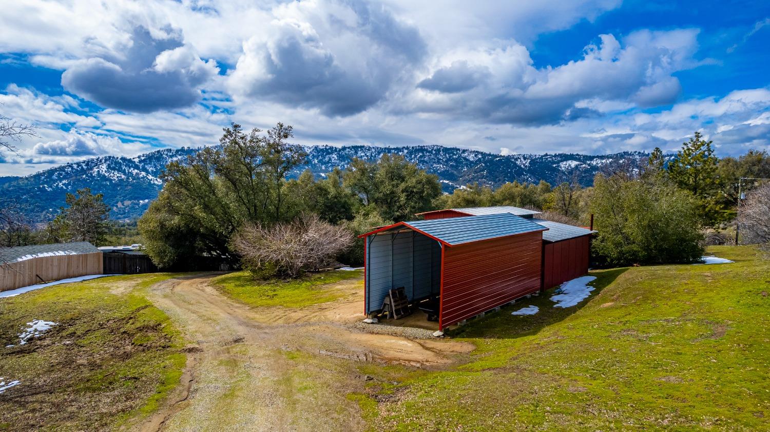 44800 Ahwahnee Acres Road Ahwahnee, CA 93601 - Photo 3 of 58