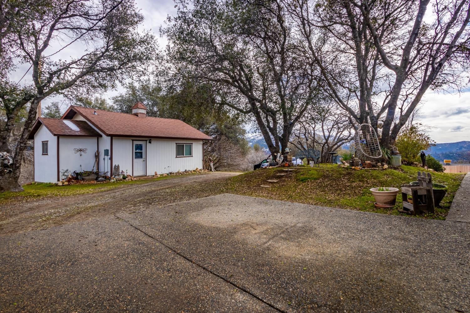 44800 Ahwahnee Acres Road Ahwahnee, CA 93601 - Photo 46 of 58