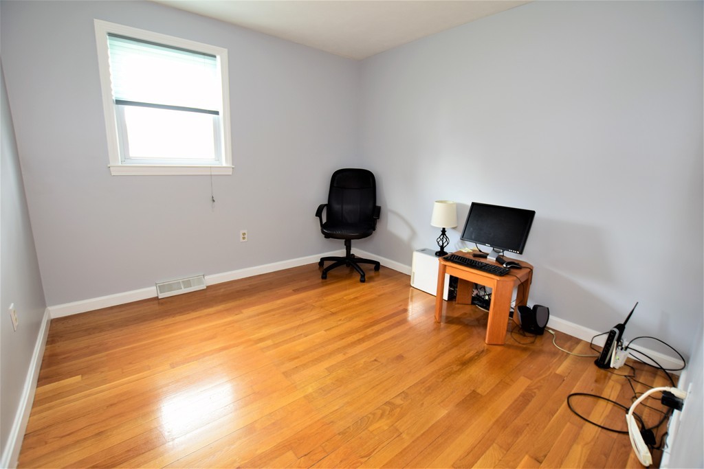28 Longfellow Road Northborough, MA 01532 - Photo 13 of 30 Gallery Image 13