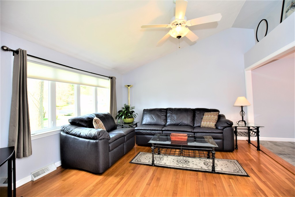 28 Longfellow Road Northborough, MA 01532 - Photo 2 of 30 Gallery Image 2