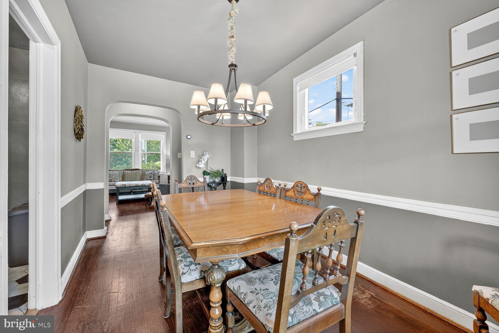 3910 R Street Southeast Washington, DC 20020 - Photo 5 of 24 Charming dining space with natural light.