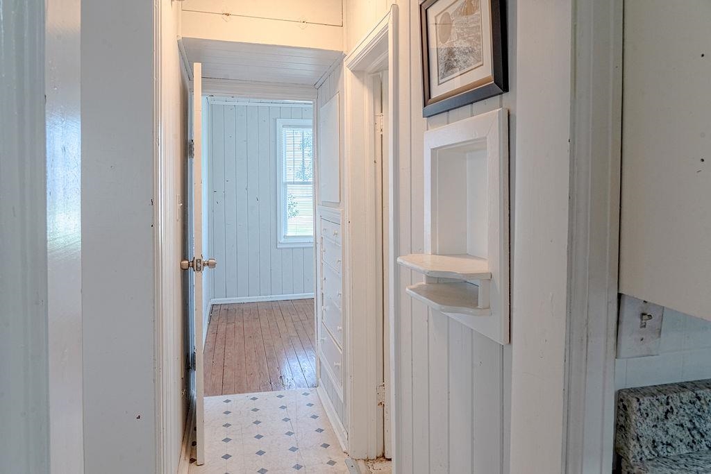 308 East Azalea Avenue Foley, AL 36535 - Photo 10 of 17 Hallway