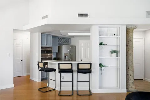 $599,999 | 1000 Liberty Park Drive, Unit 204, Austin, TX 78746