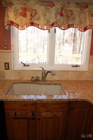 5775 Limeport Road Emmaus, PA 18049 - Photo 17 of 39 Gallery Image 17