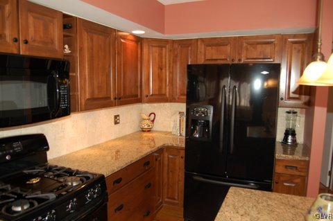 5775 Limeport Road Emmaus, PA 18049 - Photo 18 of 39 Gallery Image 18