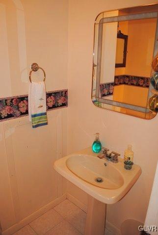 5775 Limeport Road Emmaus, PA 18049 - Photo 37 of 39 Gallery Image 37
