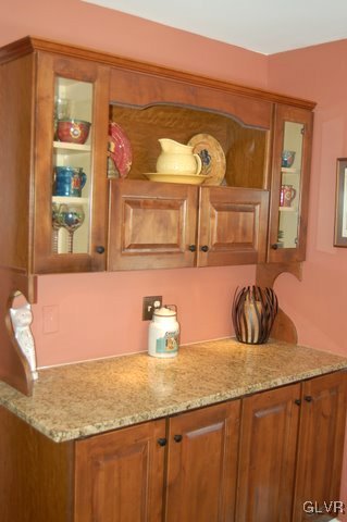 5775 Limeport Road Emmaus, PA 18049 - Photo 5 of 39 Gallery Image 5
