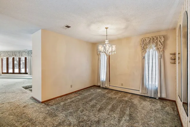 $450,000 | 1040 Beau Brummel Court, Sleepy Hollow, IL 60118