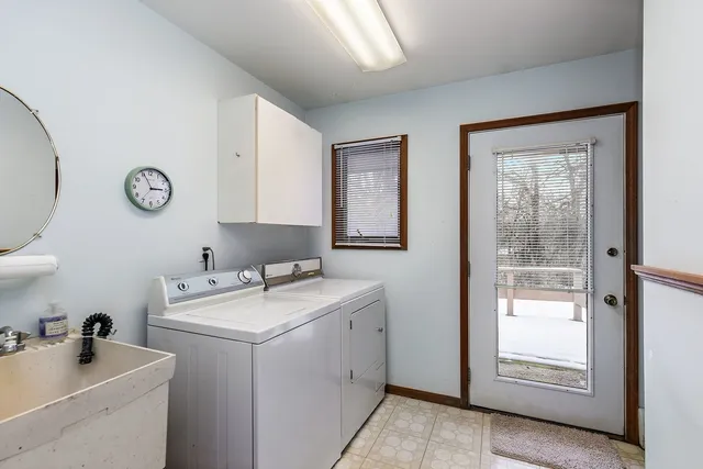 $450,000 | 1040 Beau Brummel Court, Sleepy Hollow, IL 60118