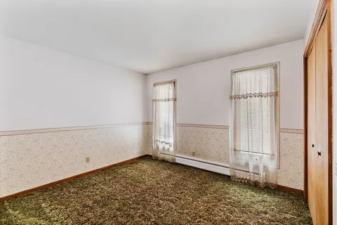 $450,000 | 1040 Beau Brummel Court, Sleepy Hollow, IL 60118