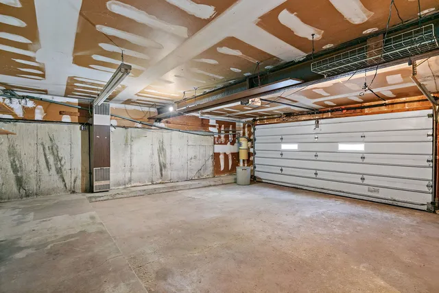 $450,000 | 1040 Beau Brummel Court, Sleepy Hollow, IL 60118