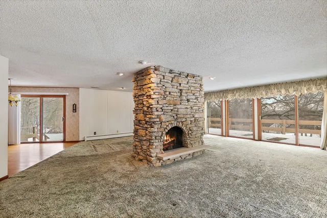 $450,000 | 1040 Beau Brummel Court, Sleepy Hollow, IL 60118