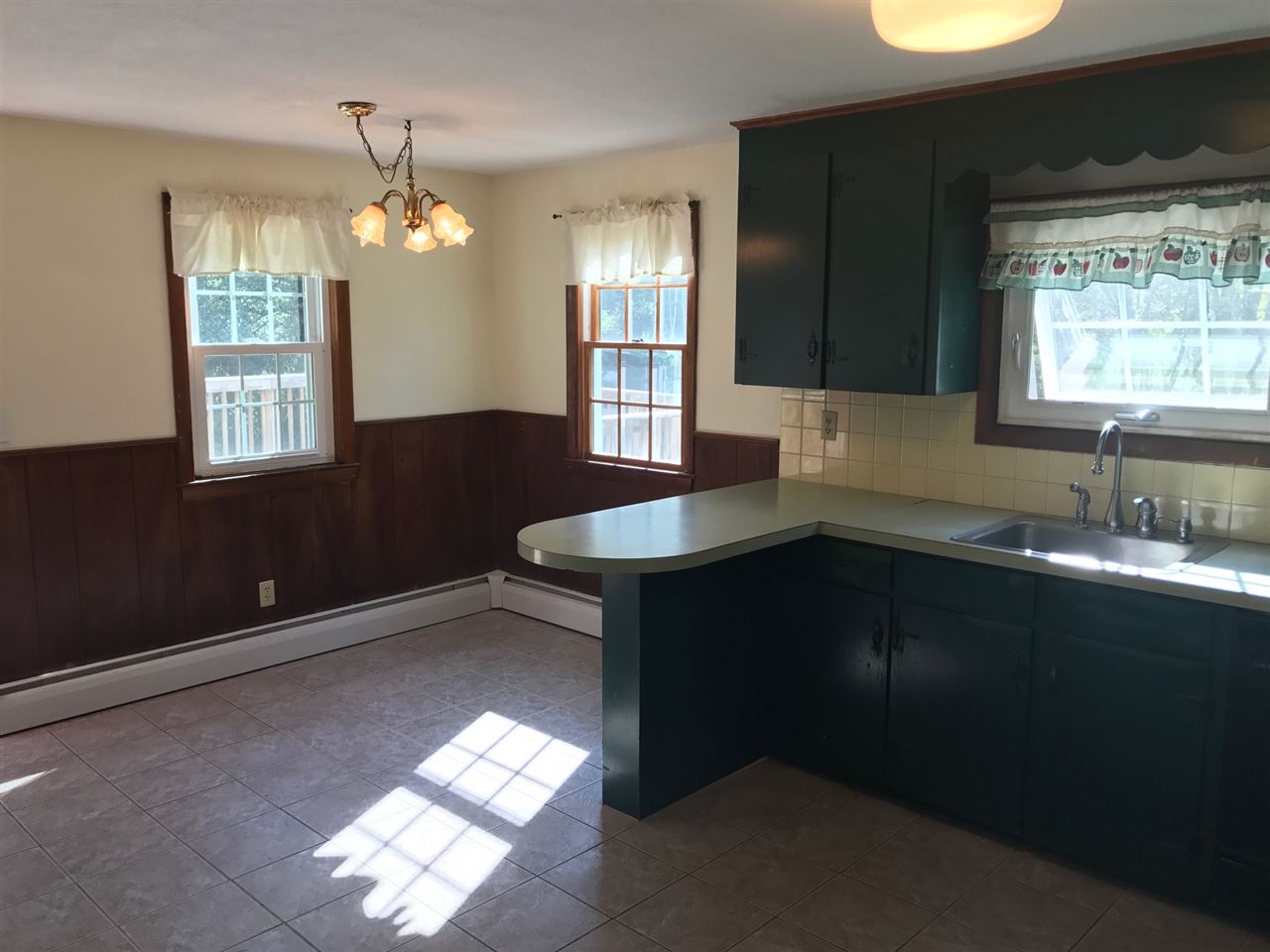 159 Severance Road Laconia, NH 03246 - Photo 10 of 38