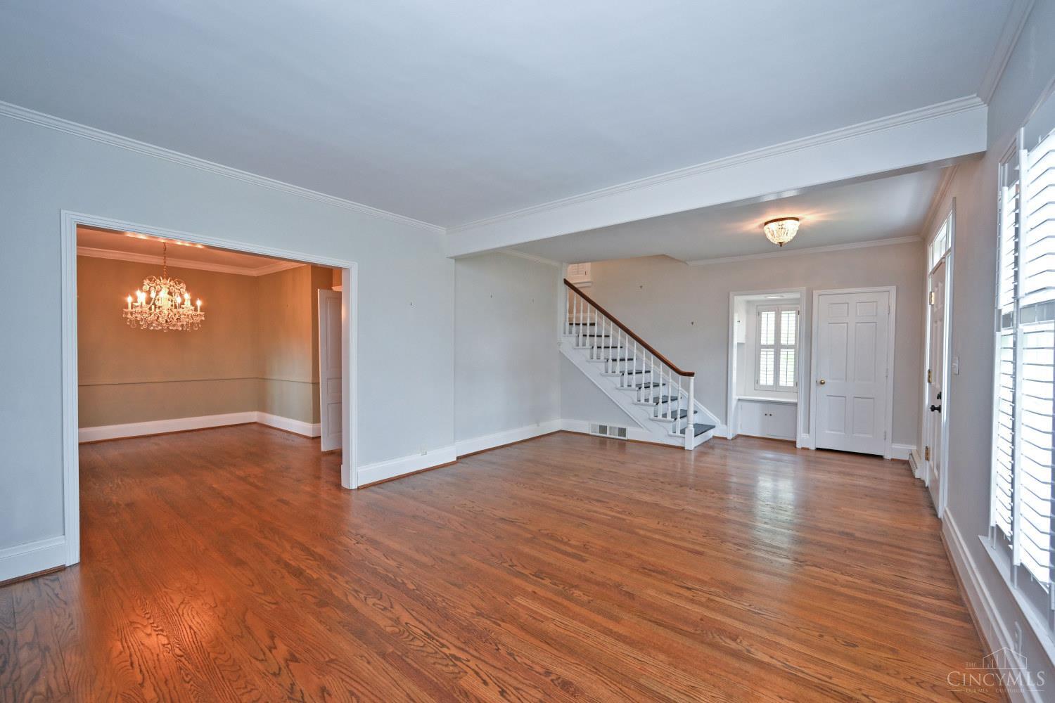 6900 Drake Road Cincinnati, OH 45243 - Photo 10 of 57