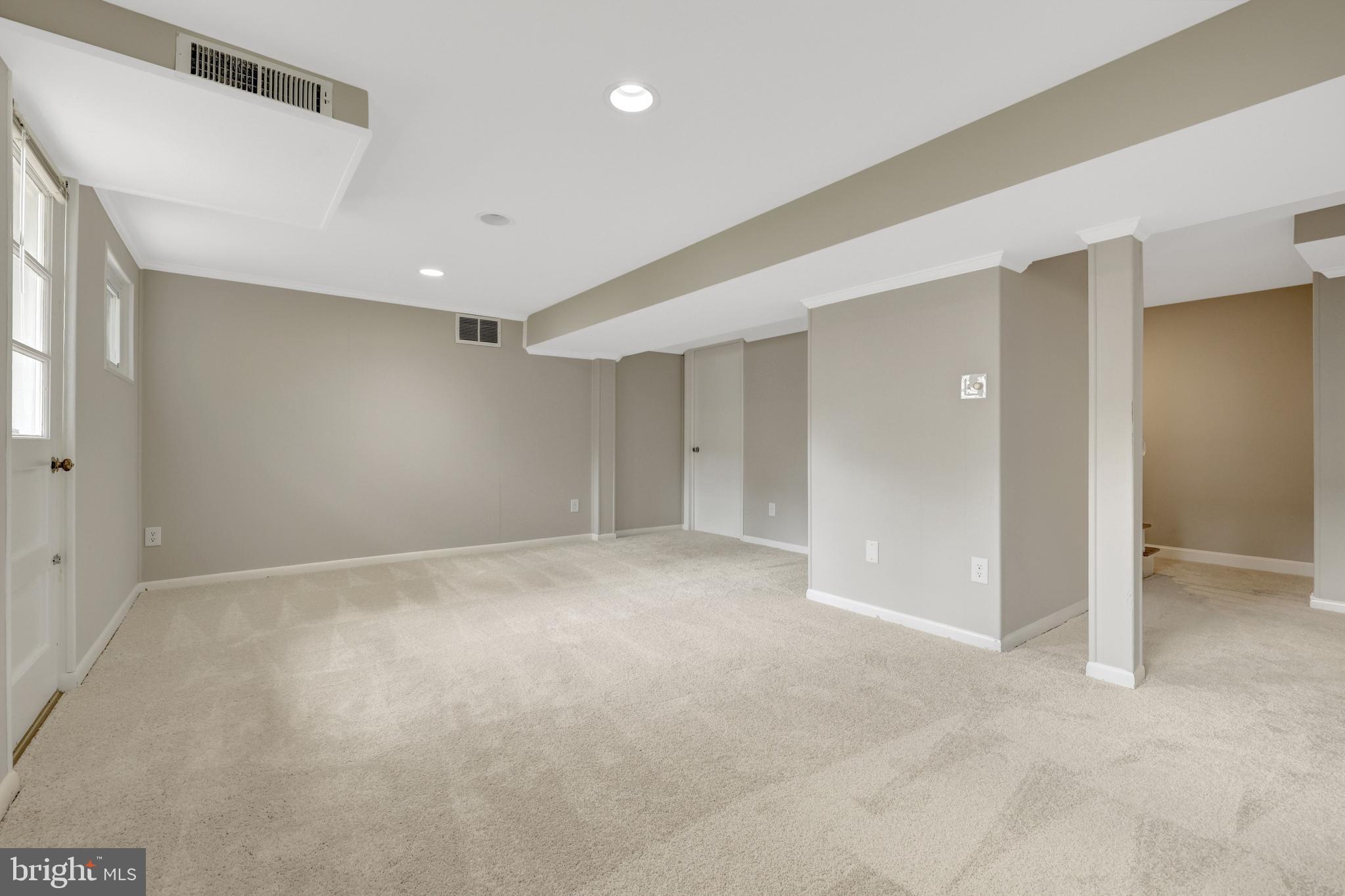 8712 Piccadilly Place Springfield, VA 22151 - Photo 29 of 54